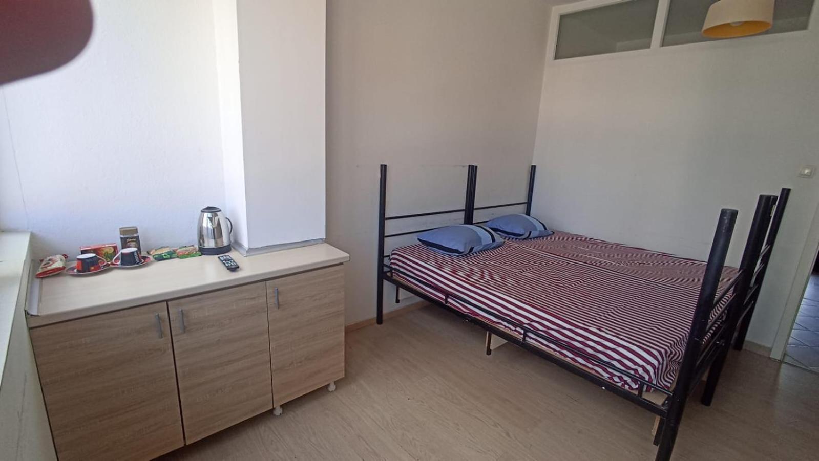 Newborn Comfort Hostel The Biggest Hostel Of Town With Best Location Пристина Екстериор снимка